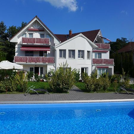 阿斯托利亚别墅住宿加早餐旅馆 Balatongyörök 外观 照片